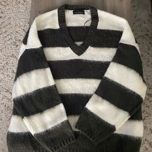 V-neck All saints striped sweater